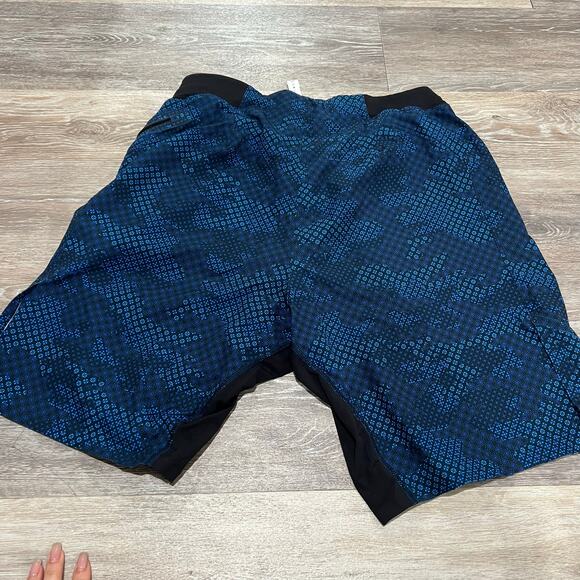 Lululemon Blue Athletic Shorts Size Medium - Picture 3 of 5